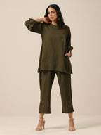 trueBrowns Olive Green Slub Texture Baggy Sleeve Co-Ord Set | Grocsy
