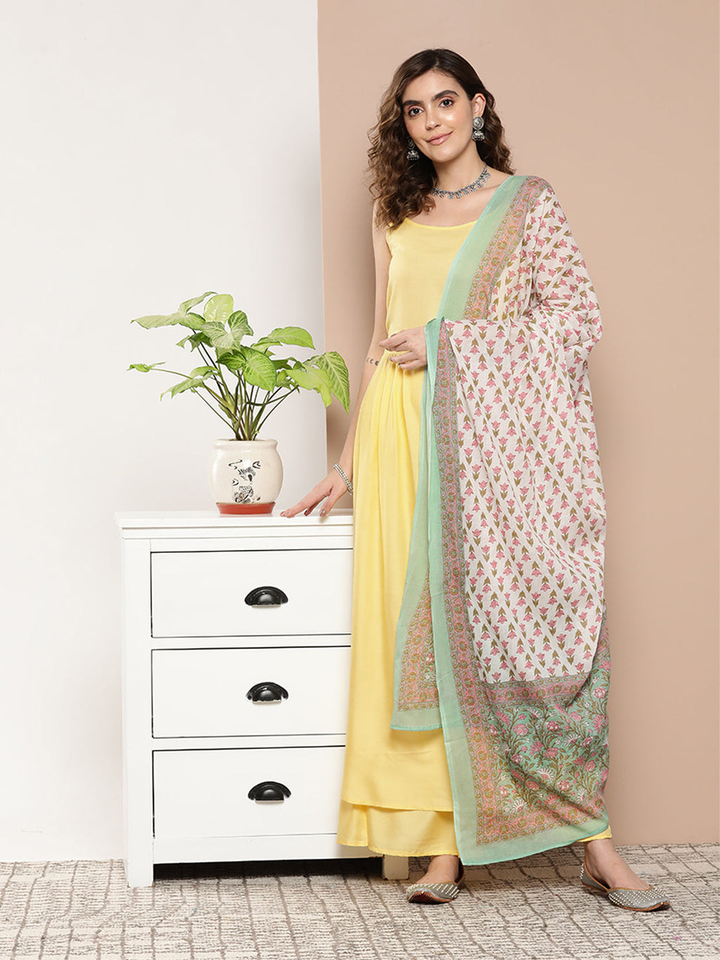 InWeave Women's Light Yellow Ray Strappy Set With Aqua Printed Border Dupatta | Grocsy