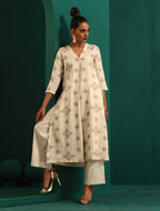 trueBrowns Ivory Peach Cotton Front Pleat Kurta Pant Set | Grocsy