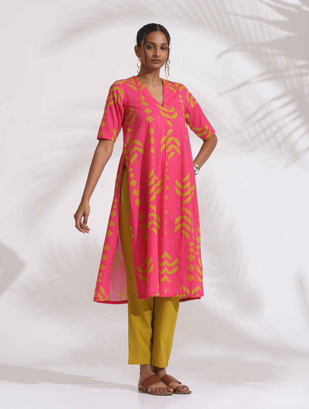 trueBrowns Pink Cotton Print A-line Kurta Set | Grocsy