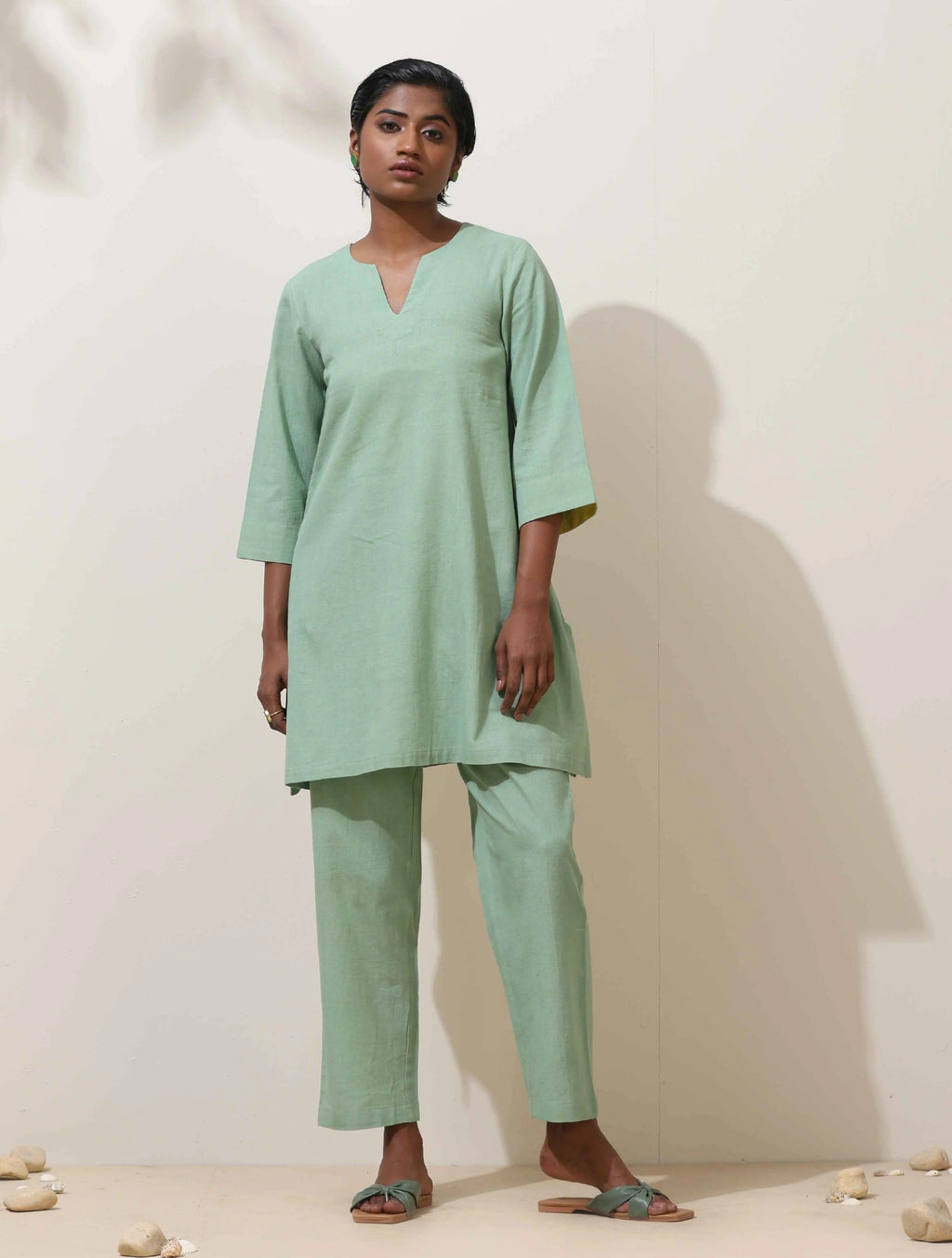 trueBrowns Mint Green Cotton Linen Kurta Co-Ord Set | Grocsy