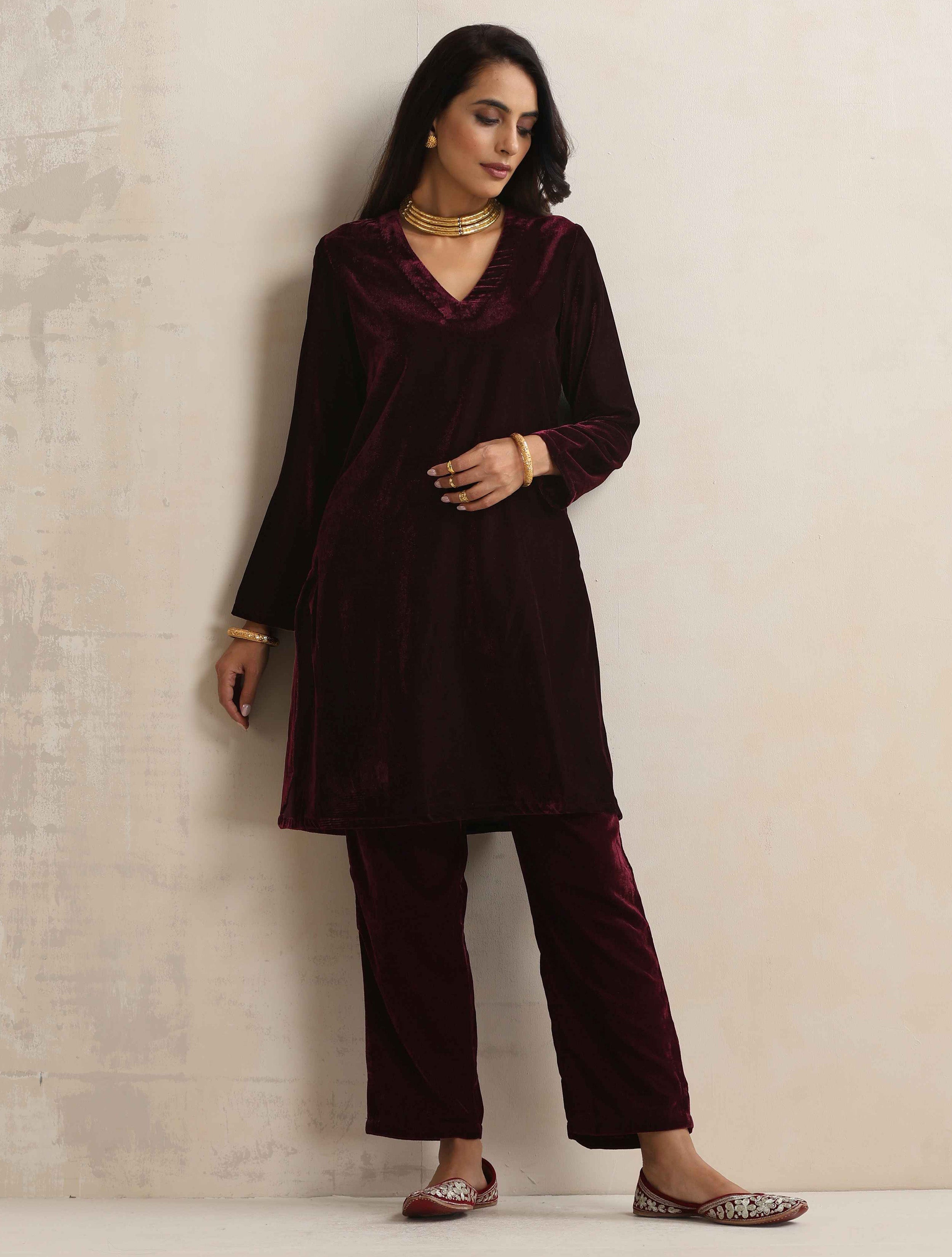 trueBrowns Purple Velvet Kurta Co-ord Set | Grocsy