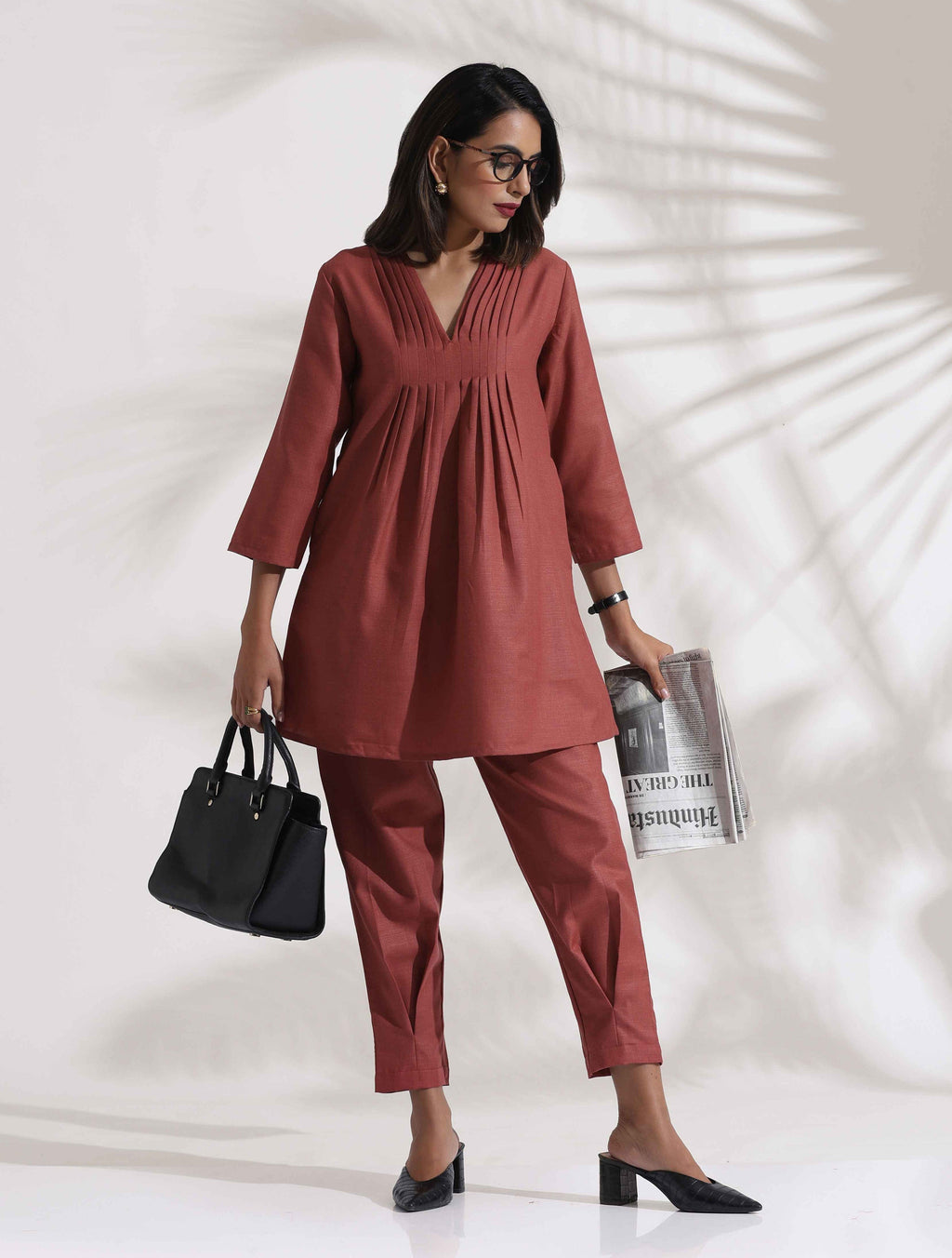 trueBrowns Pink Slub Pleated Co-ord Set | Grocsy