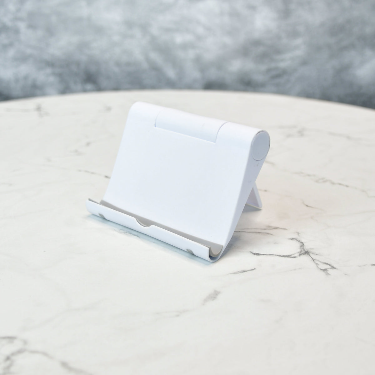 Sowpeace / Adjustable White Tablet Stand | Trendy Desk Accessory | Grocsy