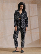 trueBrowns Black White Geometric Print Cotton Pant Suit Set | Grocsy