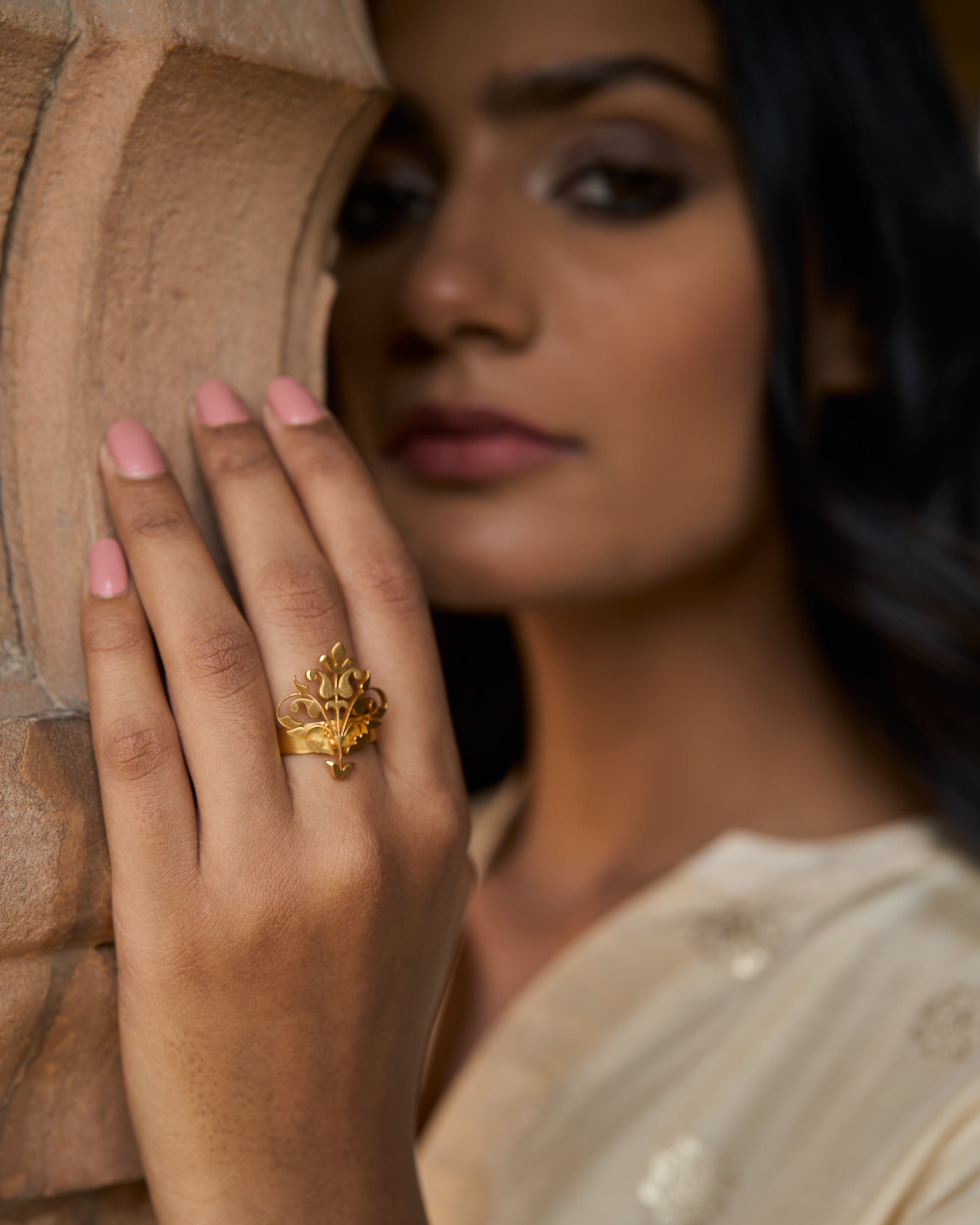 trueBrowns Gold-Polished Small Leaf Ring | Grocsy
