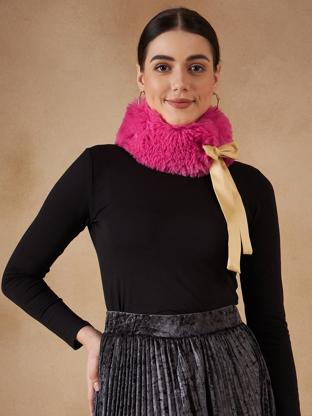 InWeave Women's Light Pink Fur Neckpiece | Grocsy