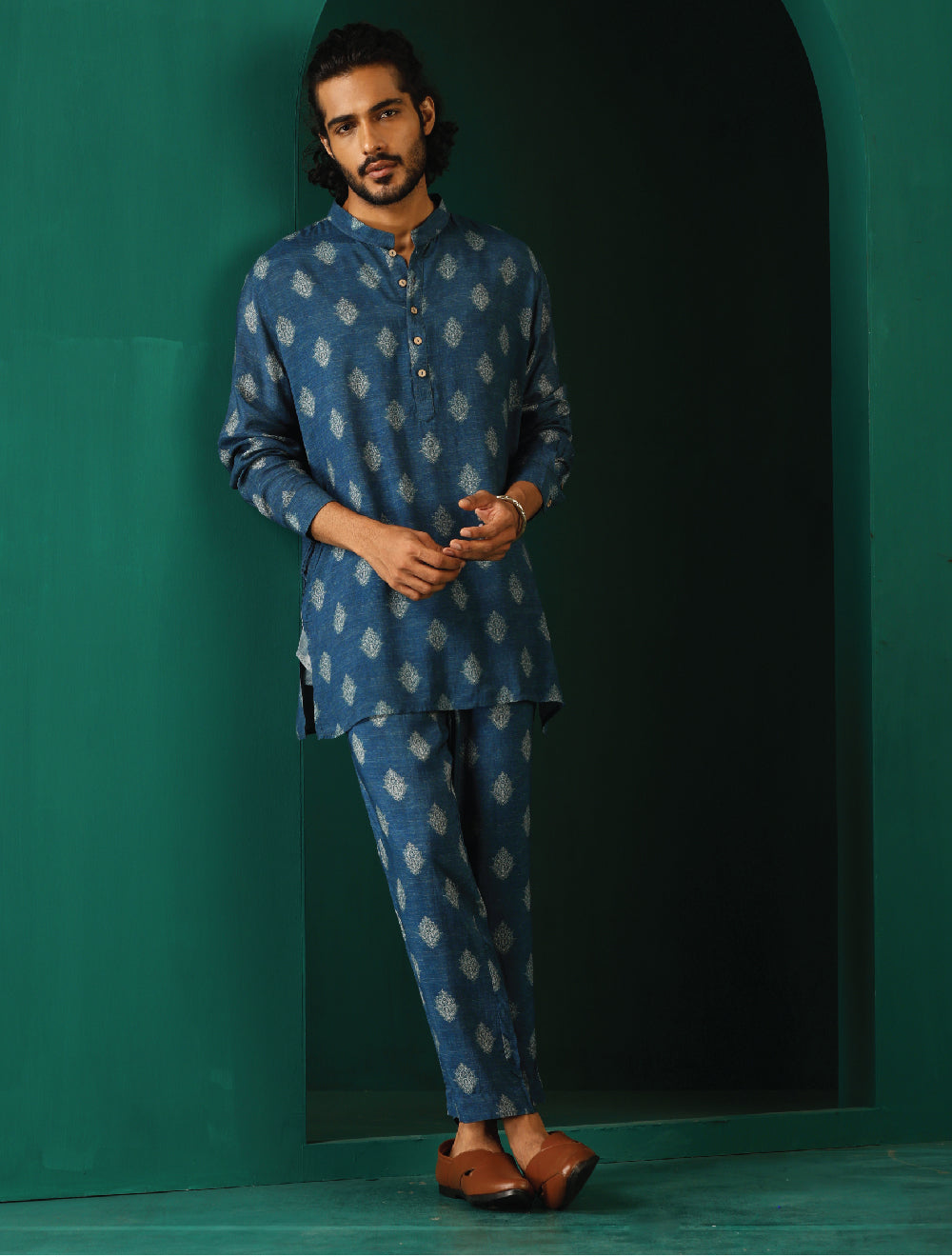 trueBrowns Men's Blue Floral Muslin Silk Printed Co-ord Set | Grocsy