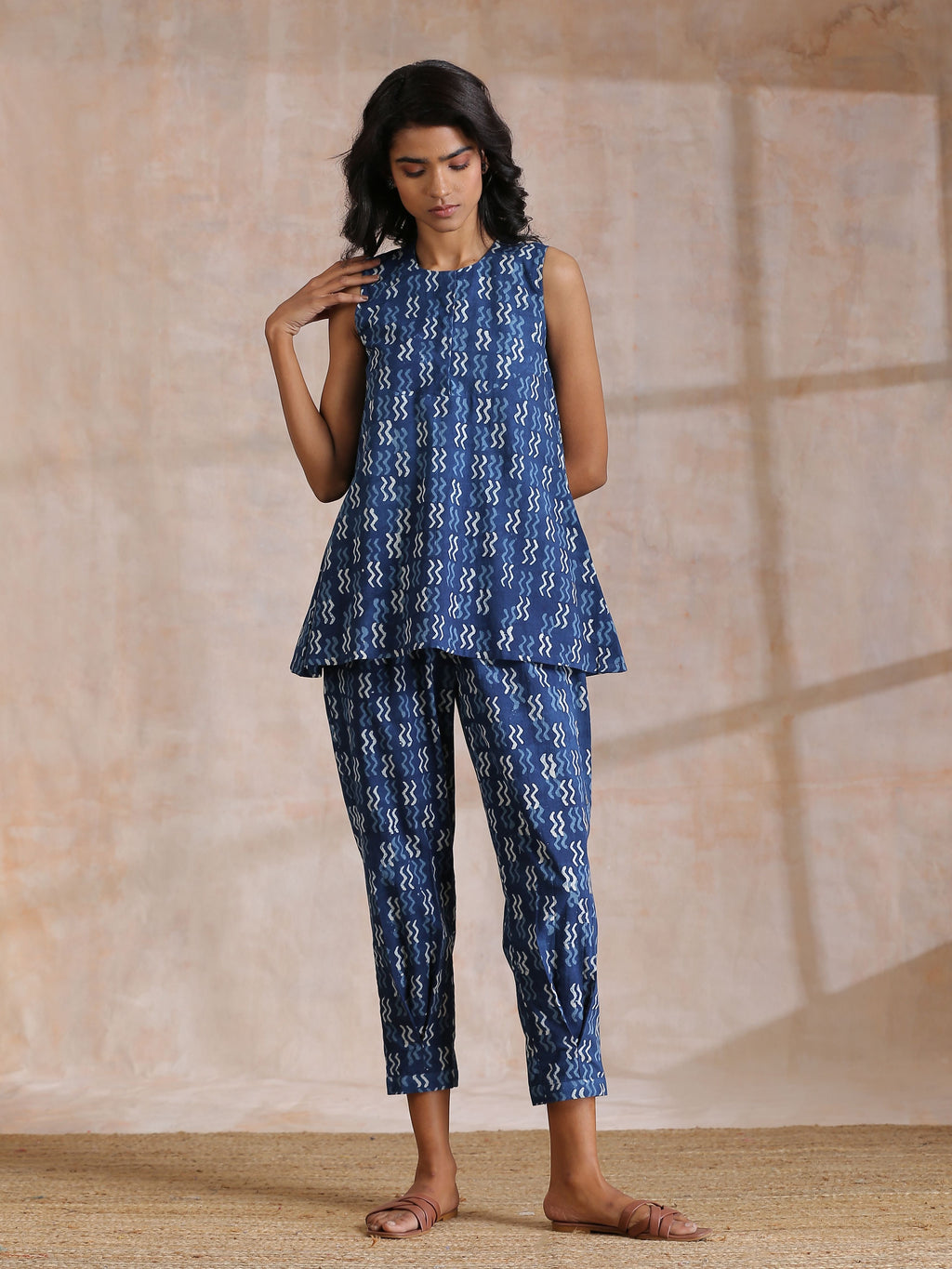 trueBrowns Indigo Dabu Zig-Zag Motifs Print Cotton Sleeveless Co-Ord Set | Grocsy