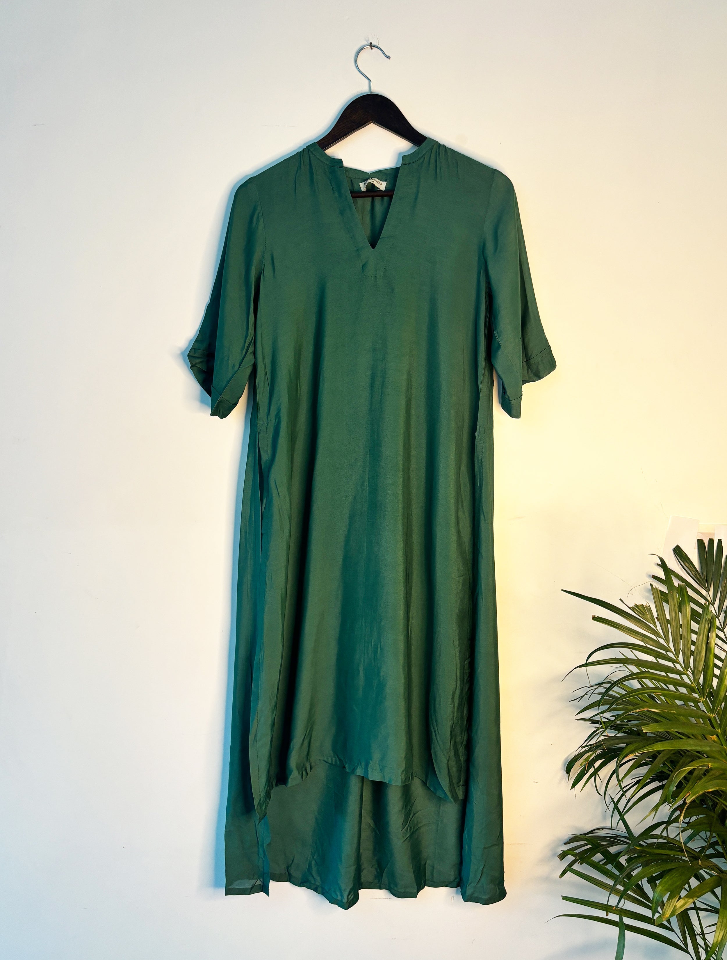 trueBrowns Green Silk Kurta | Grocsy