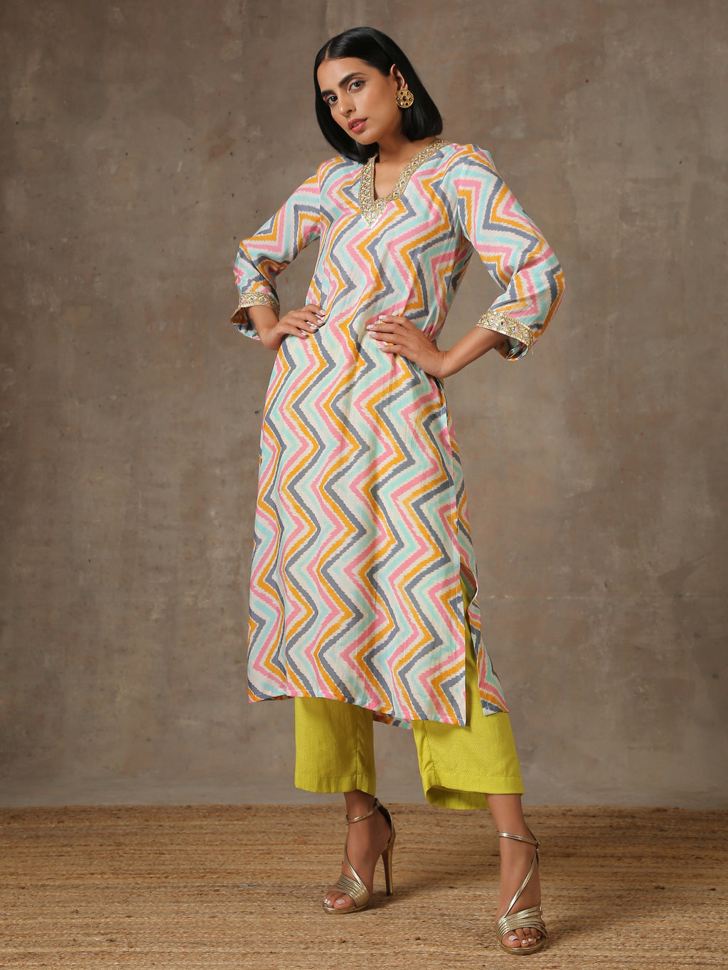 trueBrowns Multicolour Lehariya Printed Silk Kurta Pant Set | Grocsy