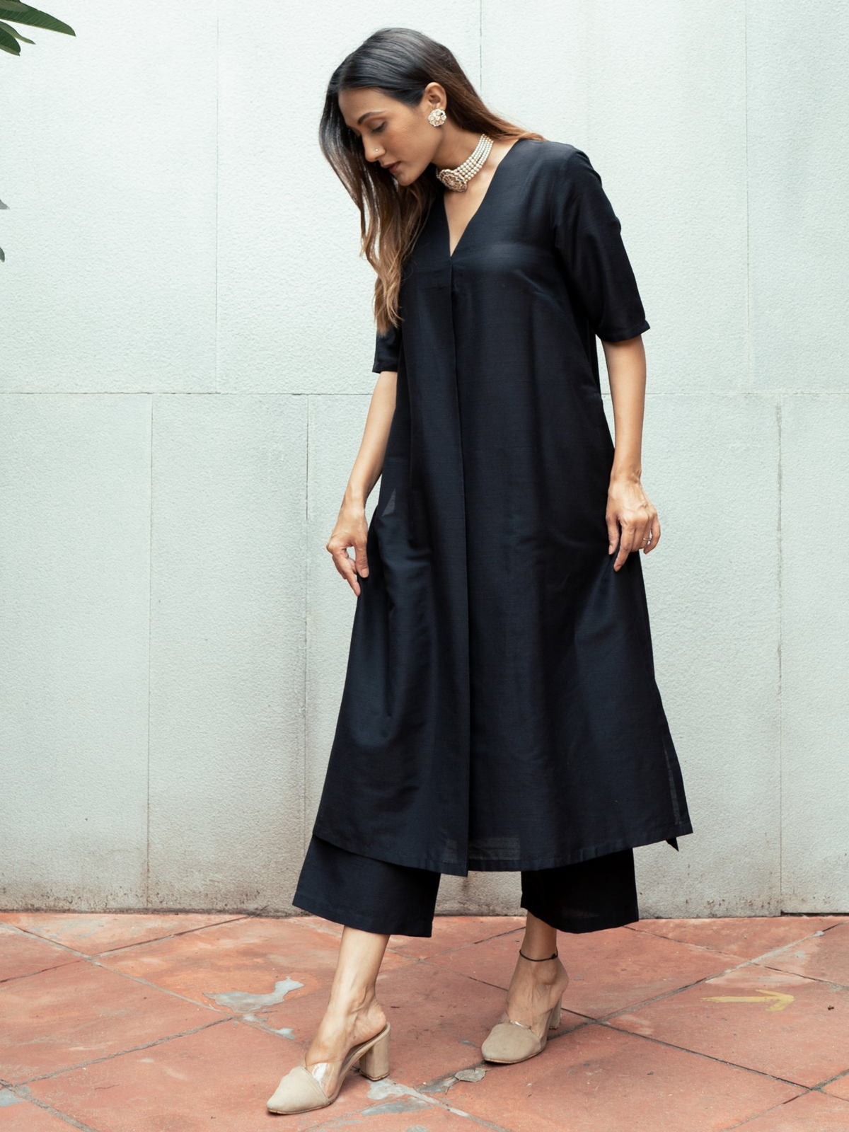 trueBrowns Black Silk Kurta Pant Set | Grocsy