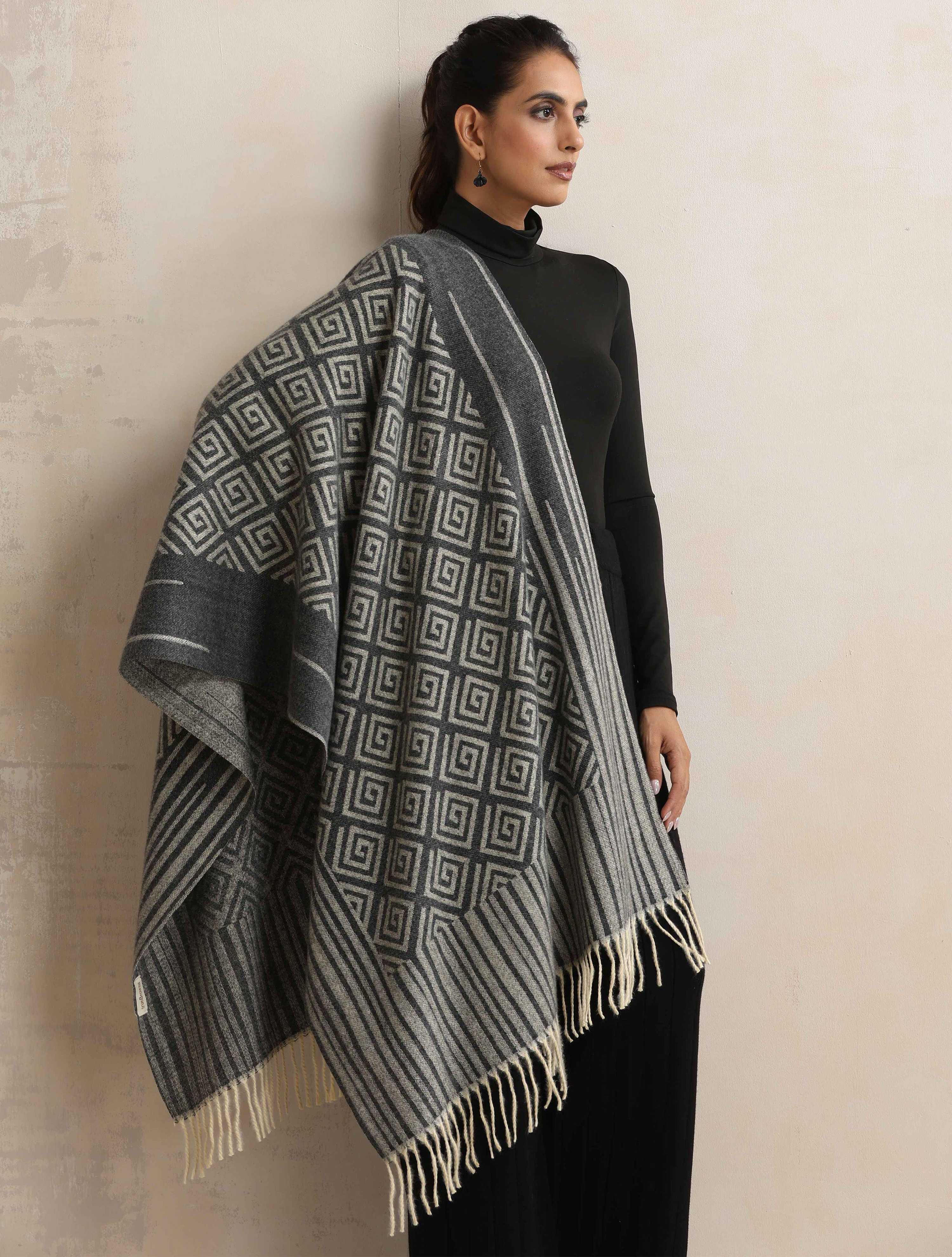 trueBrowns Charcoal Geometric Woollen Stole | Grocsy