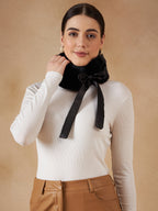InWeave Black Fur Neckpiece | Grocsy