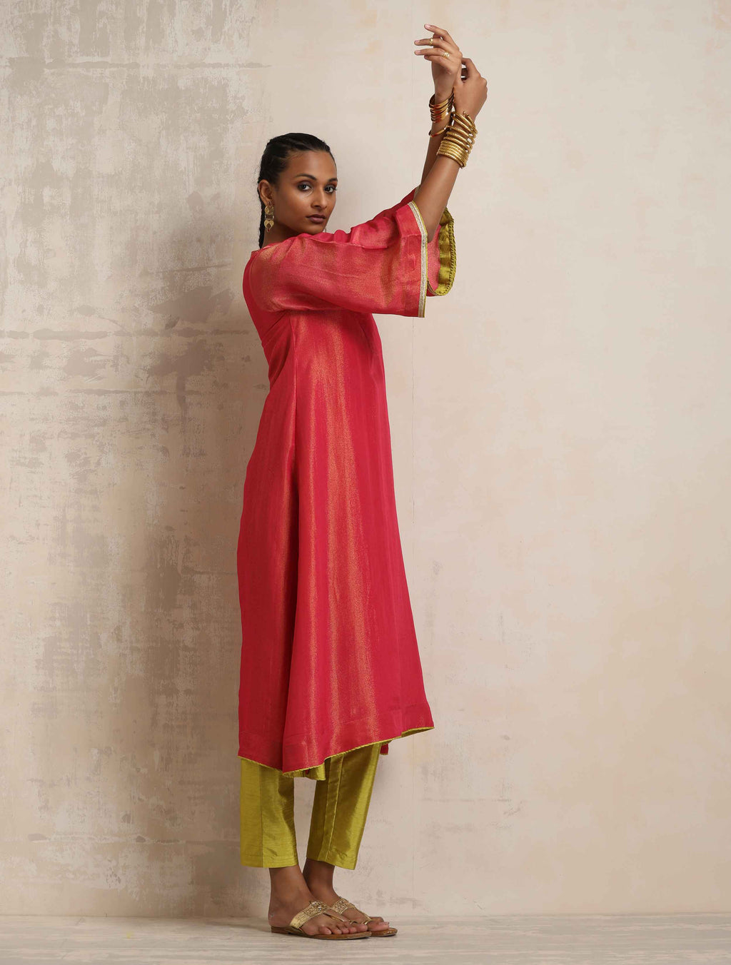 trueBrowns Hot Pink Tissue Flared Kurta Set | Grocsy