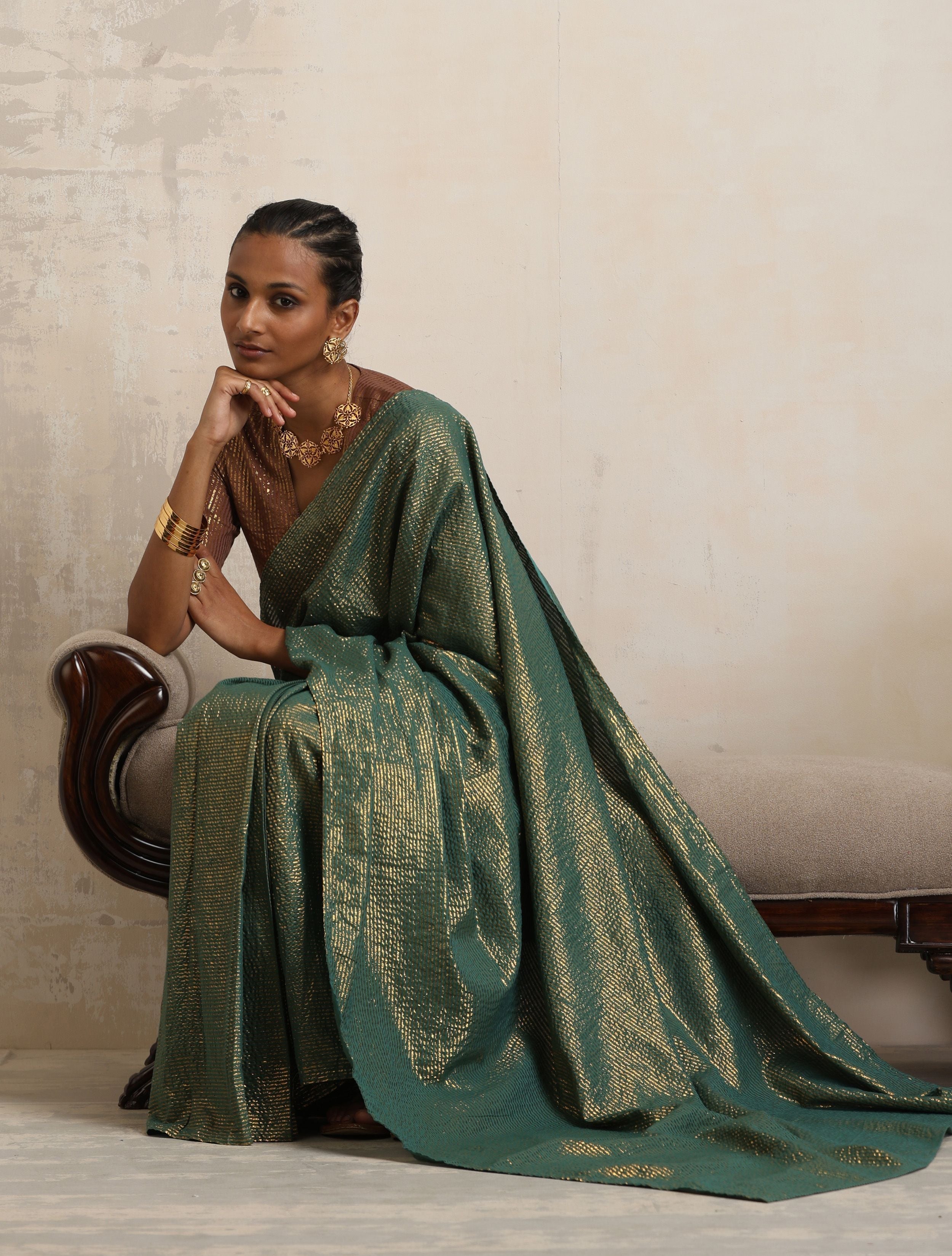 trueBrowns Dark Green Gold Lurex Ready To Wear Saree | Grocsy