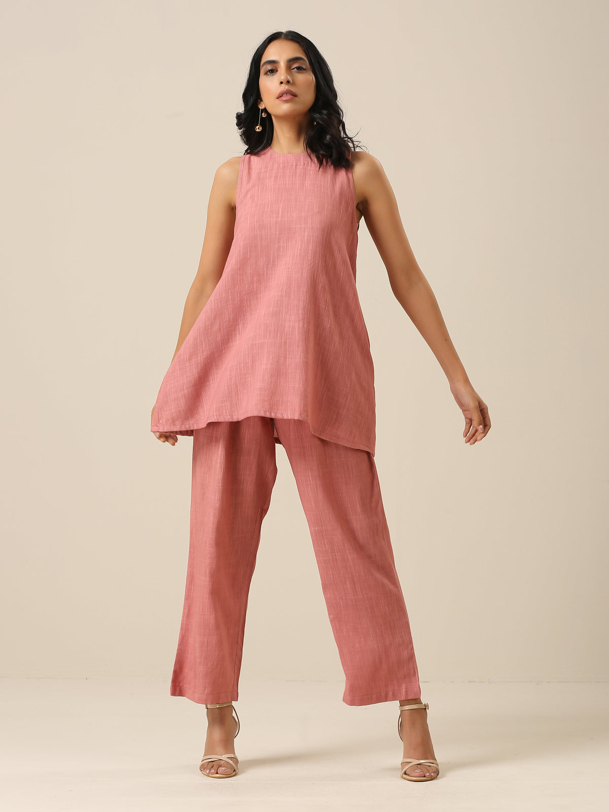 trueBrowns Light Mauve Slub Textured Sleeveless Short Co-Ord Set | Grocsy