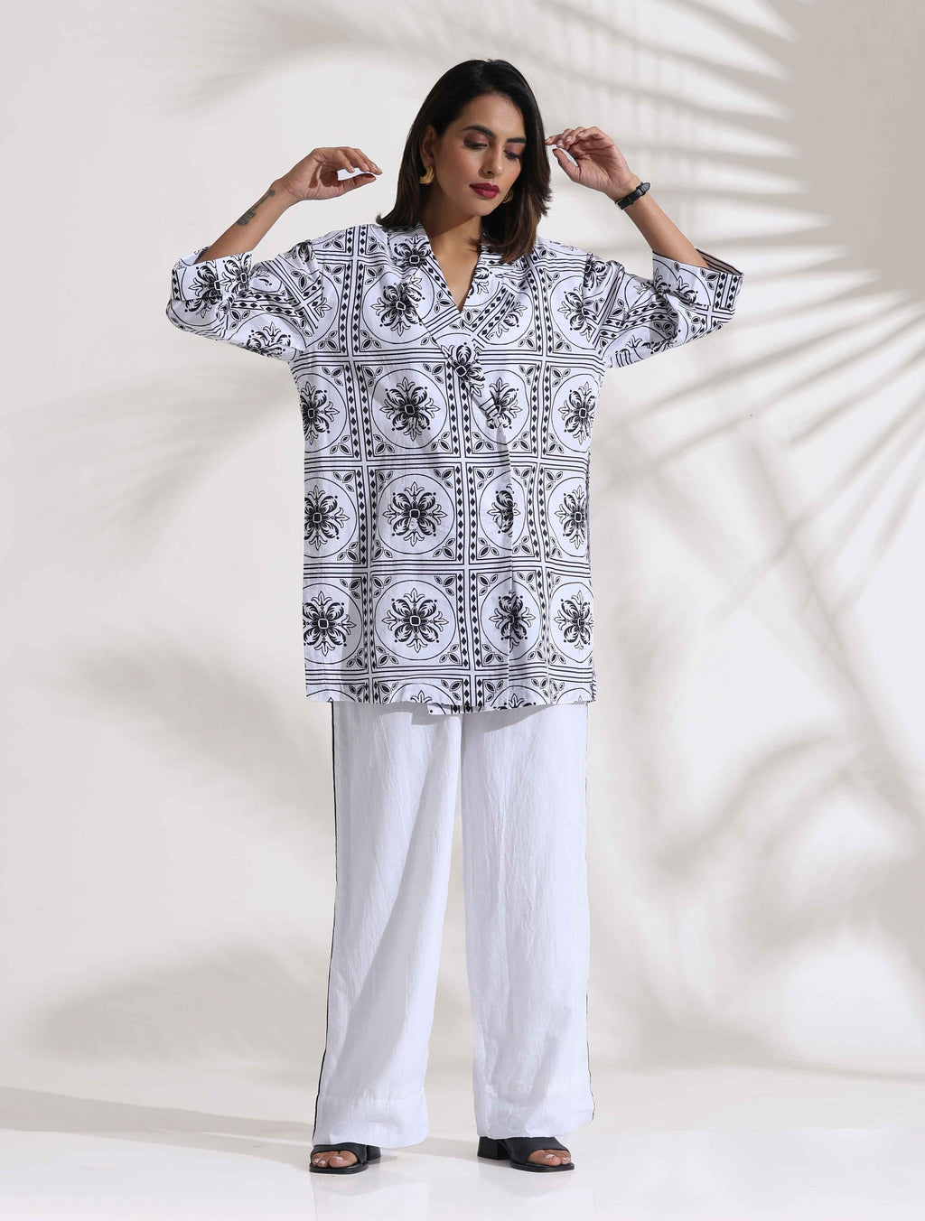 trueBrowns White Cotton Print Jacket Co-ord Set | Grocsy