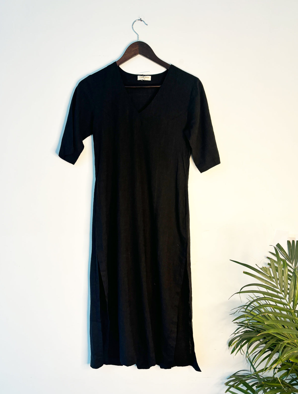 trueBrowns Black Slub Kurta | Grocsy