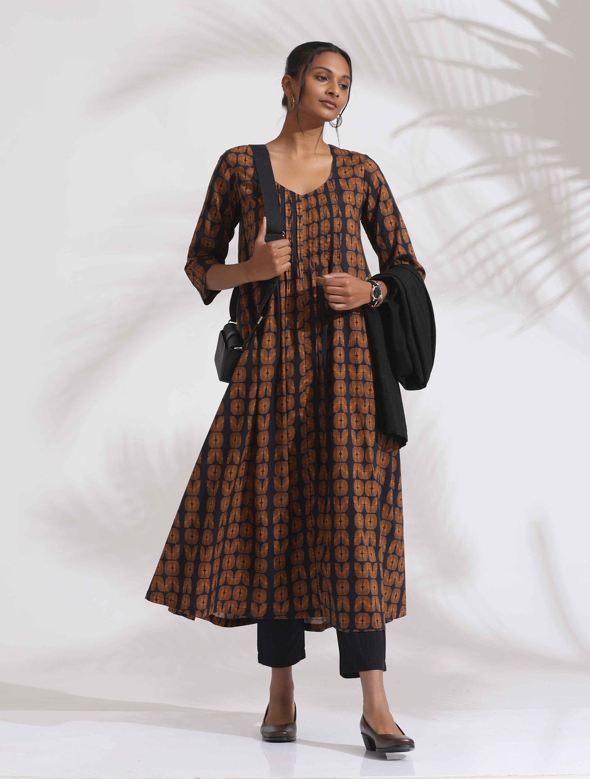 trueBrowns Black Cotton Print Pleated Flared Kurta Set | Grocsy
