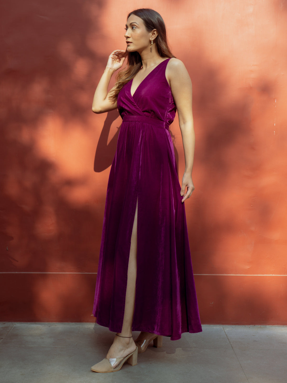 trueBrowns Wine Velvet Sleeveless Dress | Grocsy