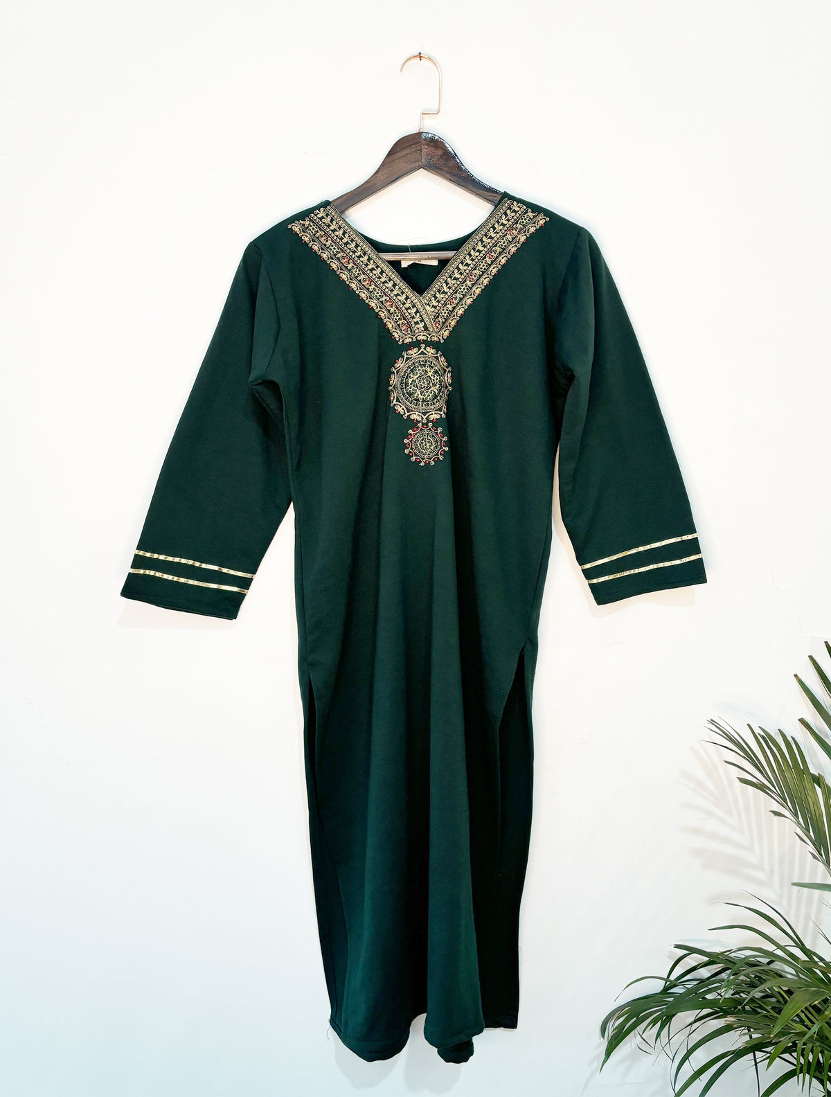 trueBrowns Green Straight Kurta Set | Grocsy