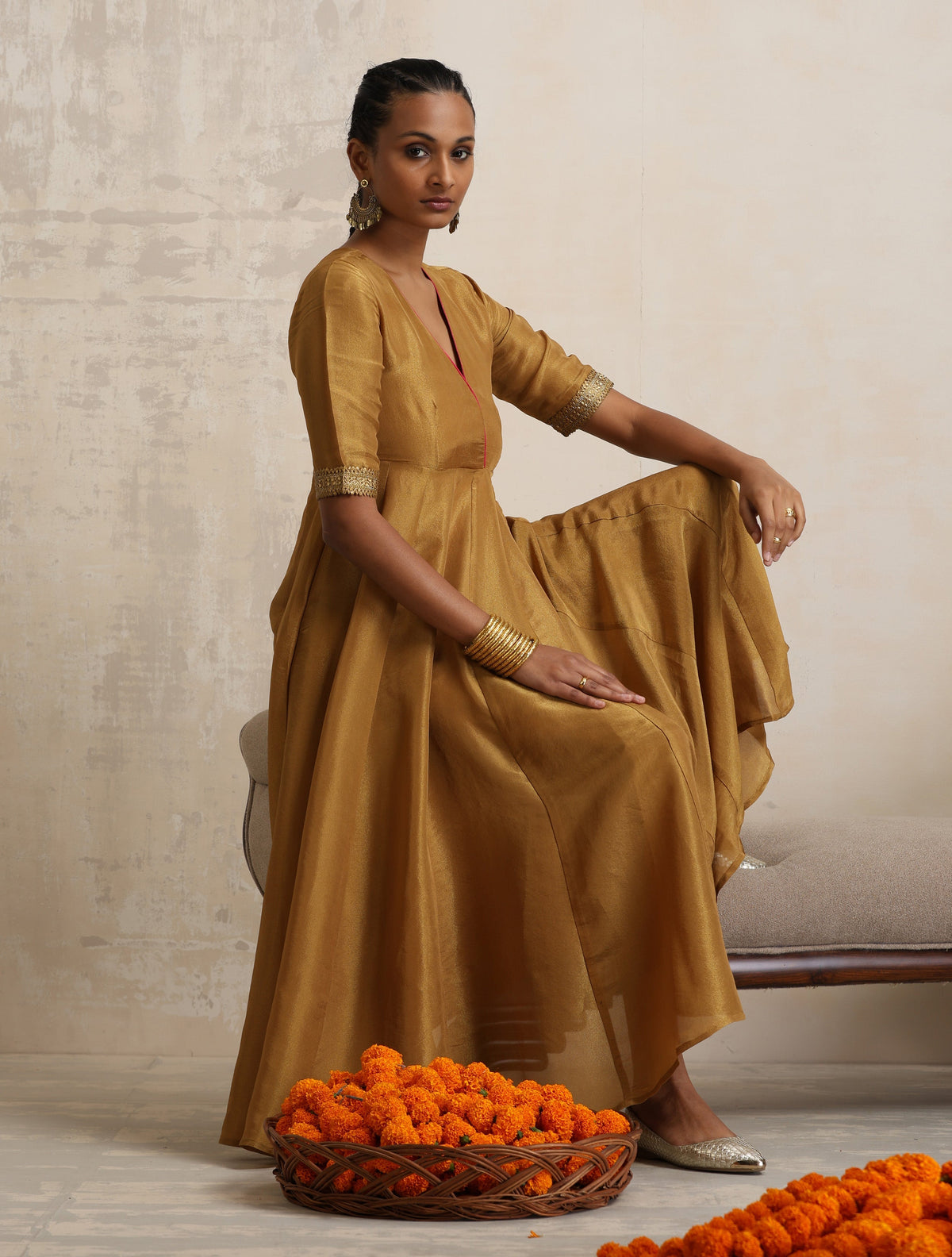 trueBrowns Gold Tissue Flared Anarkali Kurta Set | Grocsy