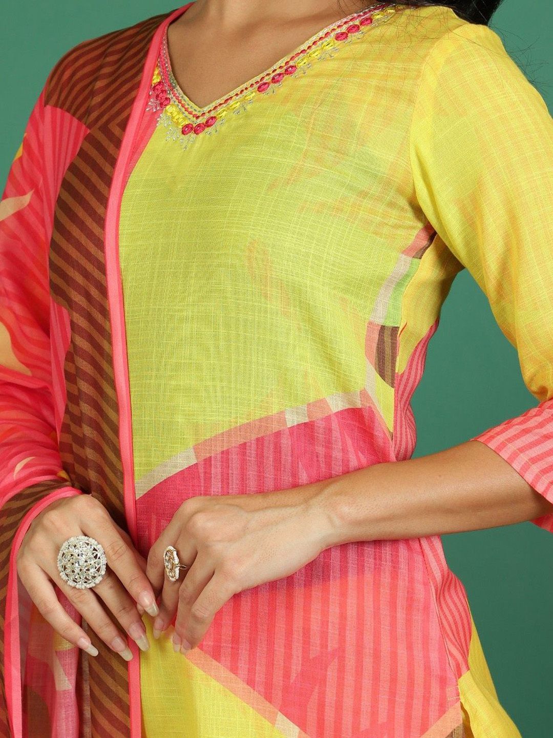 Sangria Printed V- Neck Kurta & Trousers With Dupatta | Grocsy