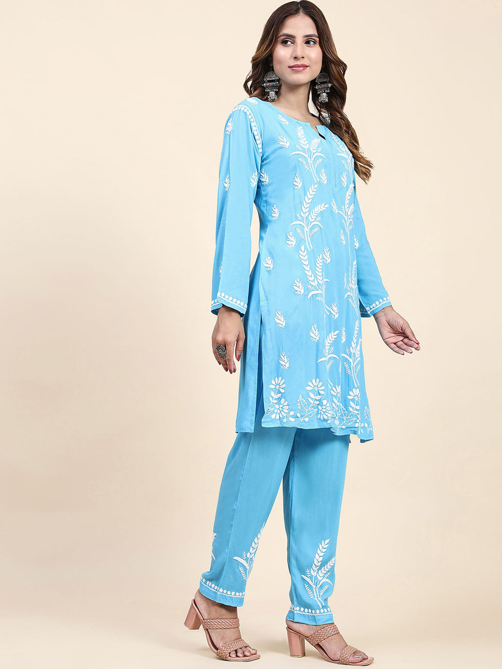 HOUSE OF KARI Floral Embroidered Chikankari Pure Cotton Straight Kurta With Trousers | Grocsy