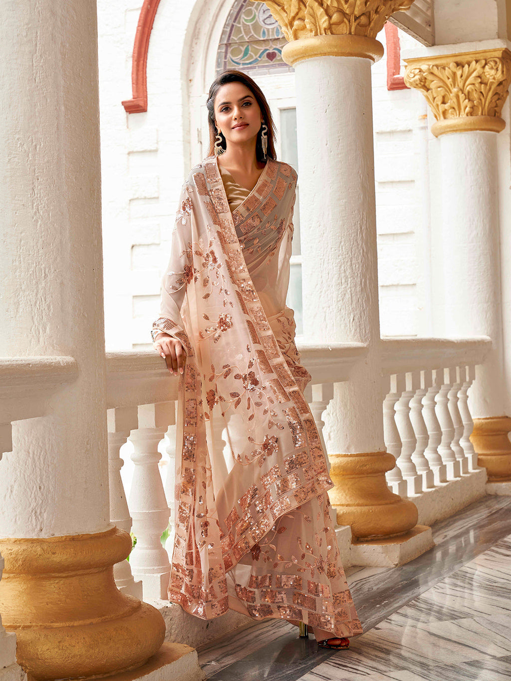 Tikhi Imli Floral Sequinned Georgette Saree | Grocsy