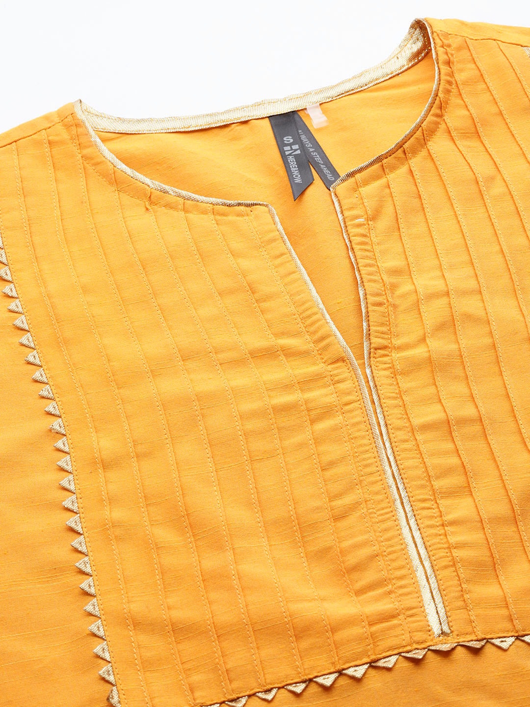 HERE&NOW Yoke Design Gotta Patti Detail Kurta | Grocsy