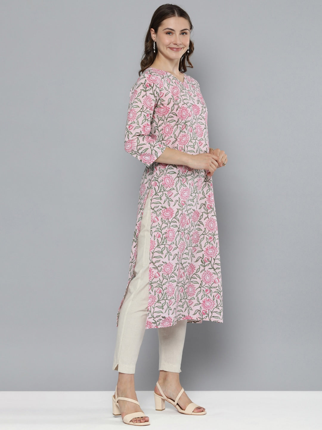 HERE&NOW Floral Printed Floral Kurta | Grocsy