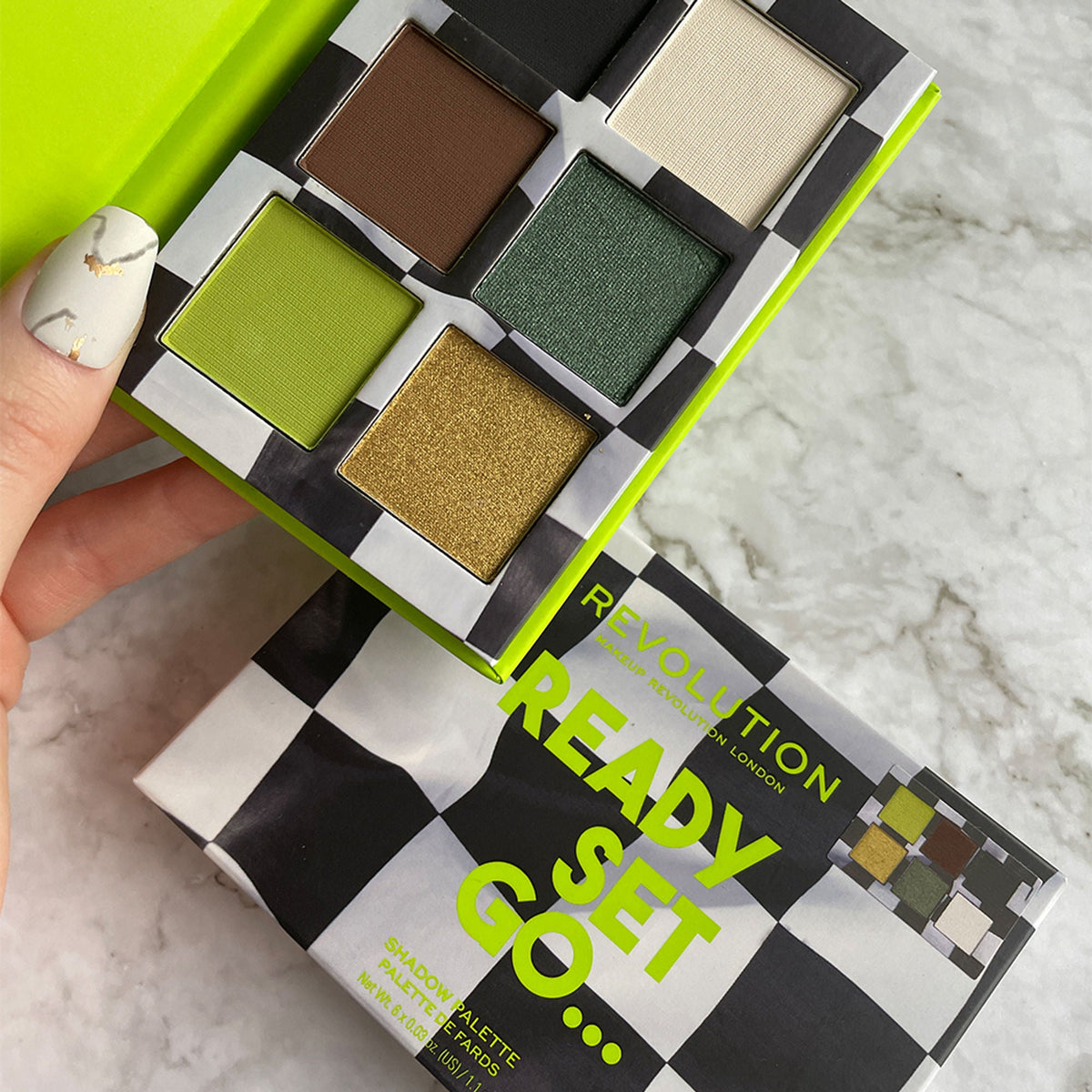 Makeup Revolution Power Eyeshadow Palette 90's Baby - Ready Set Go | Grocsy