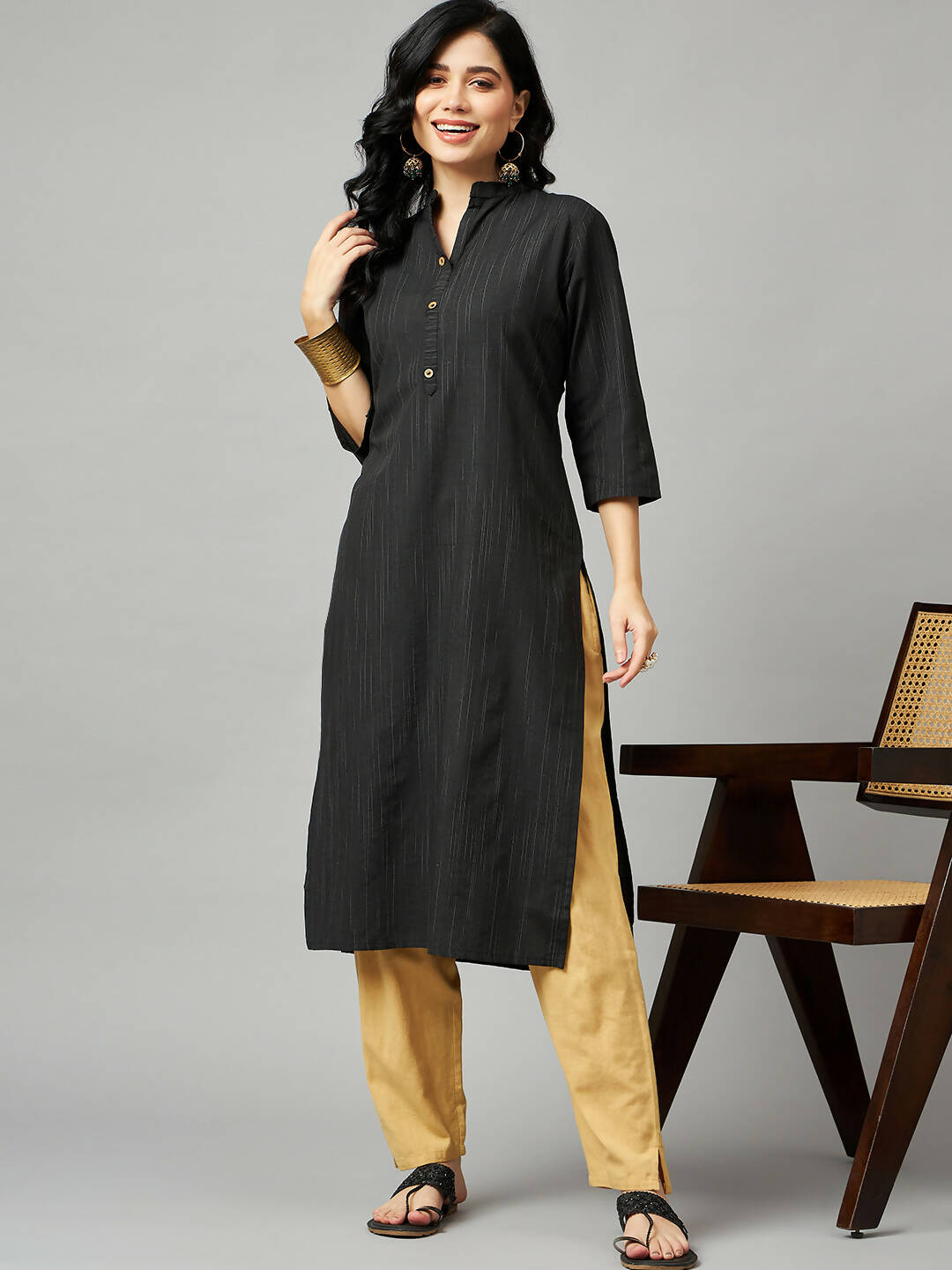 Black Chanderi Silk Texture Straight Kurta - Sabella | Grocsy