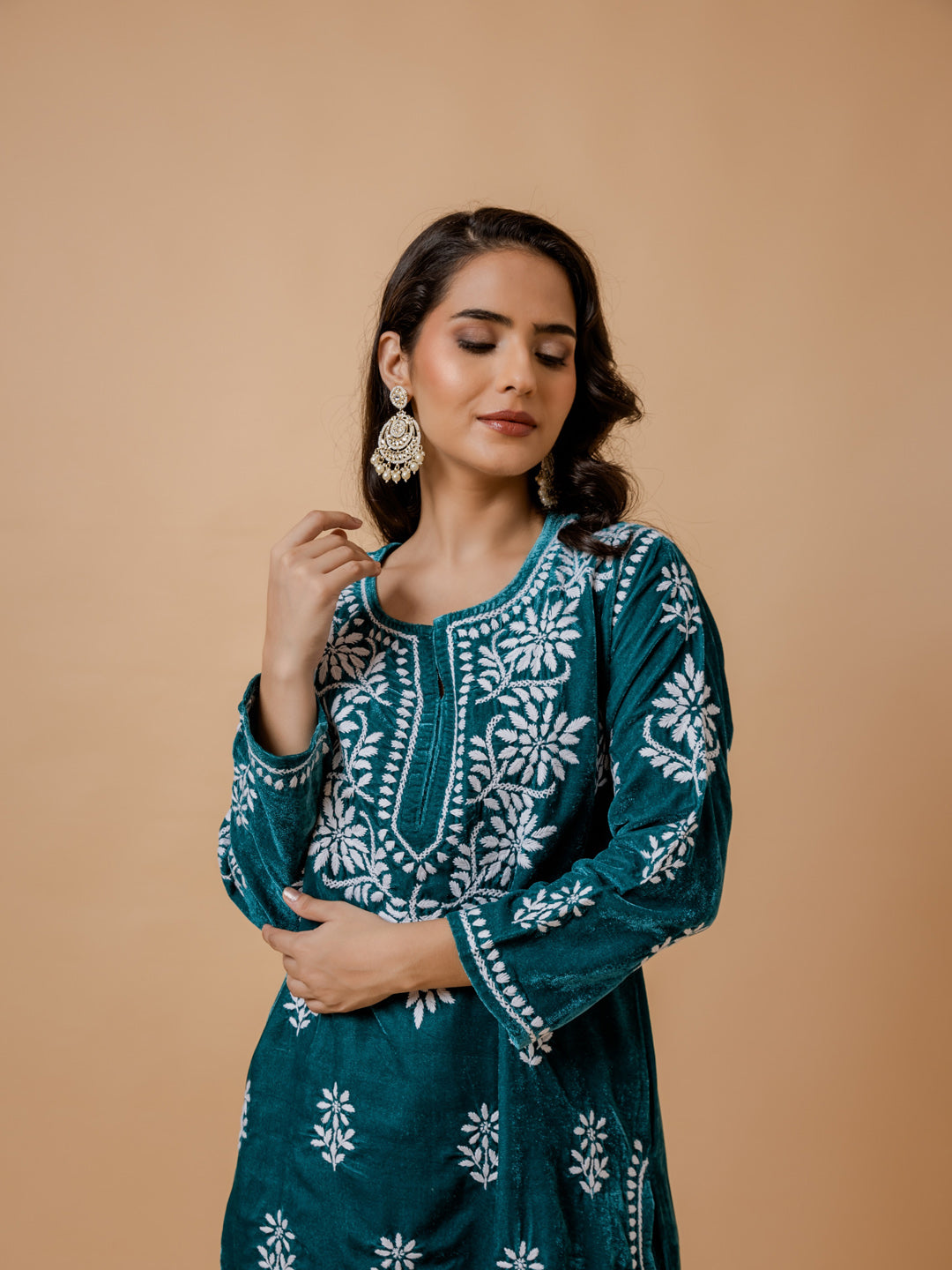 HOUSE OF KARI Ethnic Motifs Embroidered Chikankari Velvet Kurta With Trousers | Grocsy