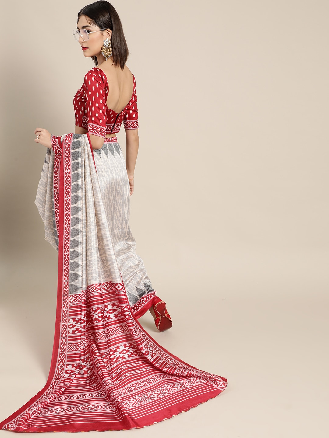 Saree Mall Geometric Silk Blend Saree with Printed border | Grocsy