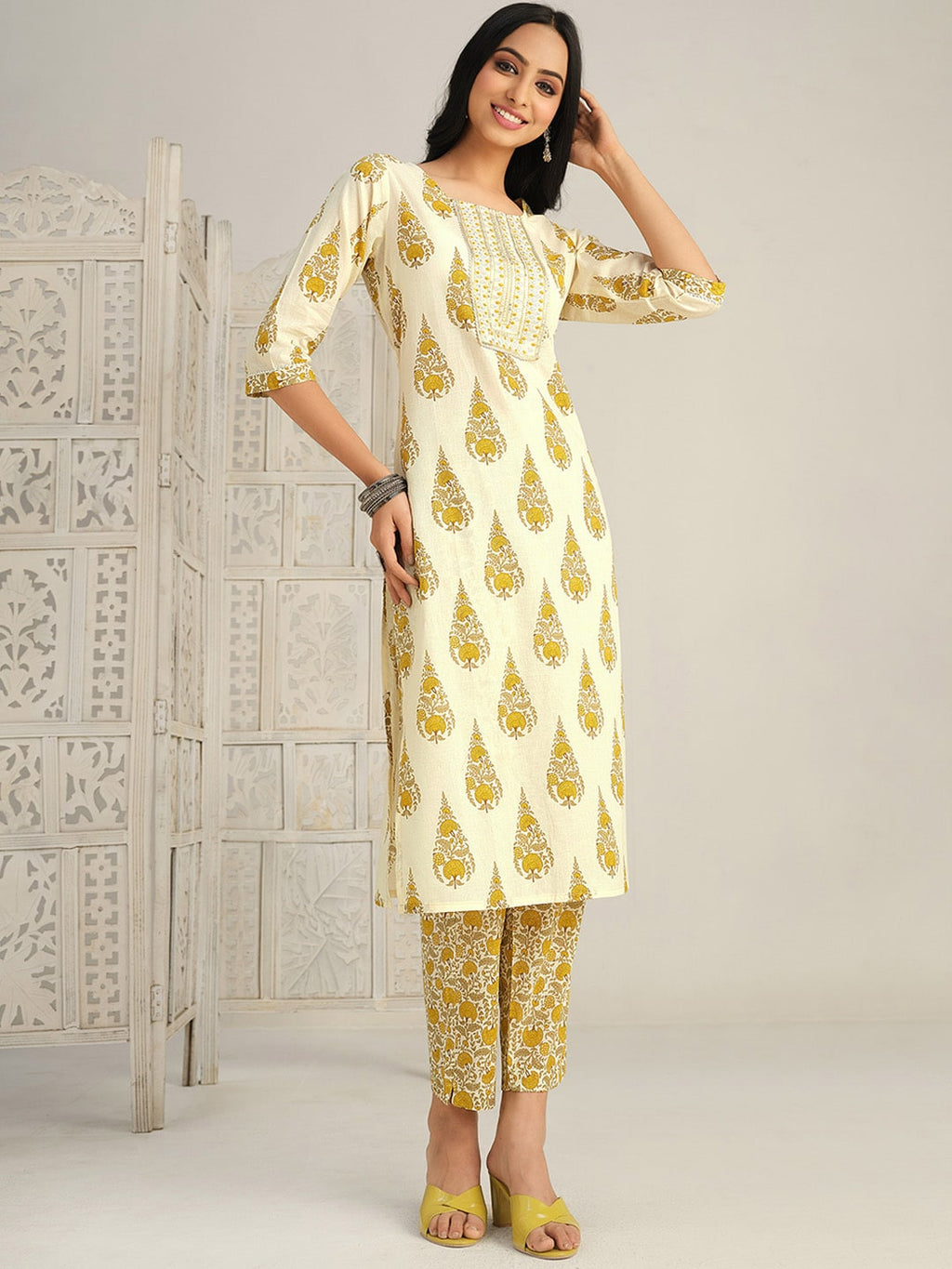 Sangria Ethnic Motifs Printed Gotta Patti Kurta With Trouser & Dupatta | Grocsy