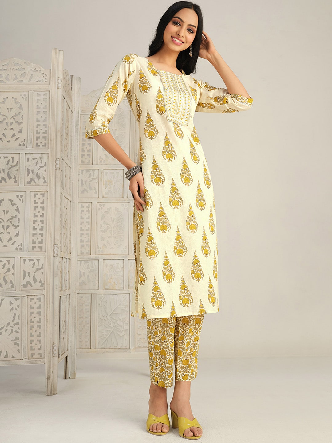 Sangria Ethnic Motifs Printed Gotta Patti Kurta With Trouser & Dupatta | Grocsy