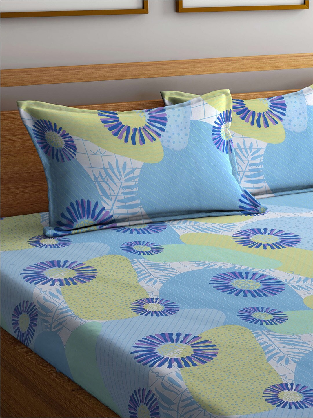 BOMBAY DYEING Serenita Blue Printed Cotton 144 TC King Bedsheet with 2 Pillow Covers | Grocsy