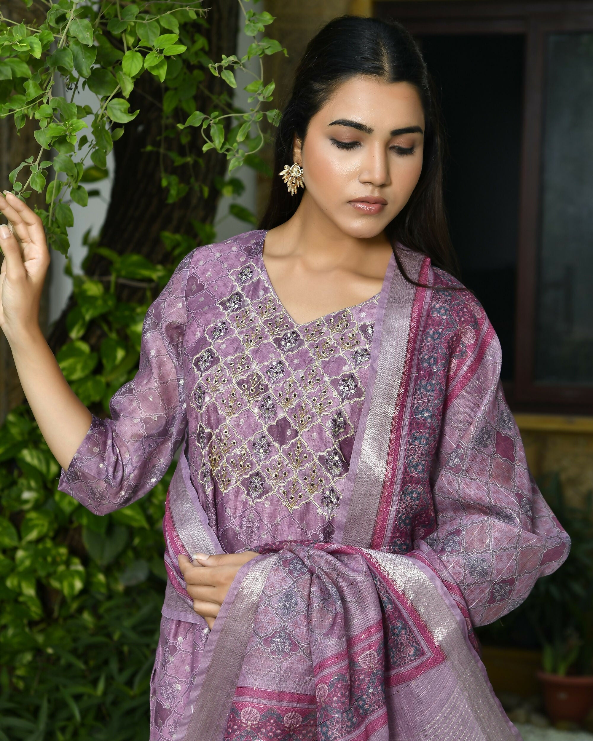 Vaasva Women's Chanderi Printed Suit Set With Pant And Printed Dupatta | Grocsy