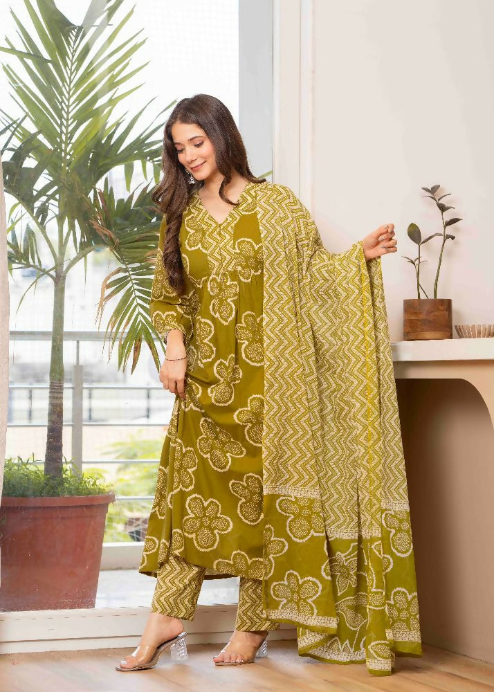 Jaimini Women Cotton Printed V-Neck 3/4 Sleeves Calf Length Flared Kurta Pant And Dupatta Set | Grocsy