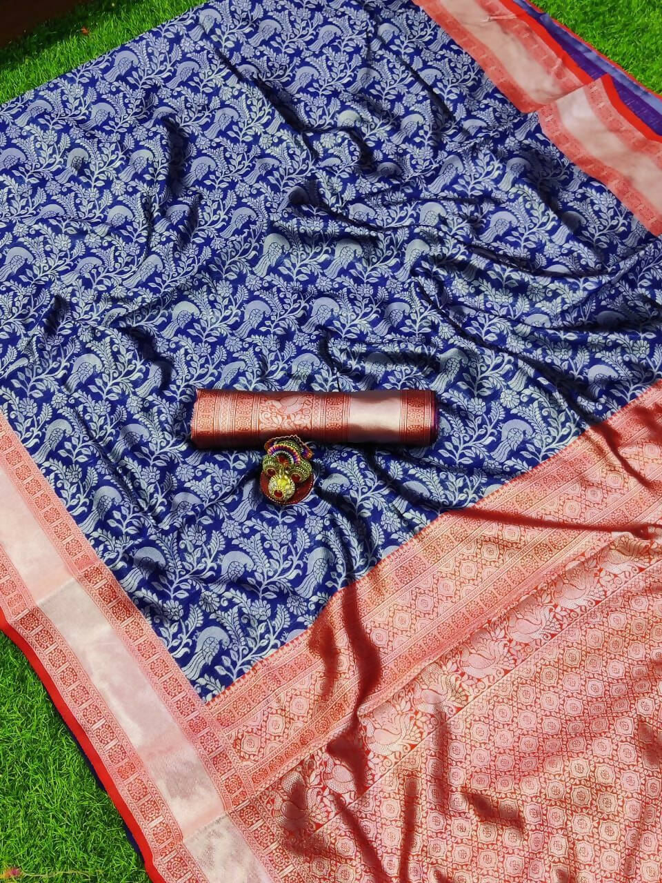 DEIANA'S Beautiful Designer Golden zari Soft Lichi Silk Saree - Blue | Grocsy
