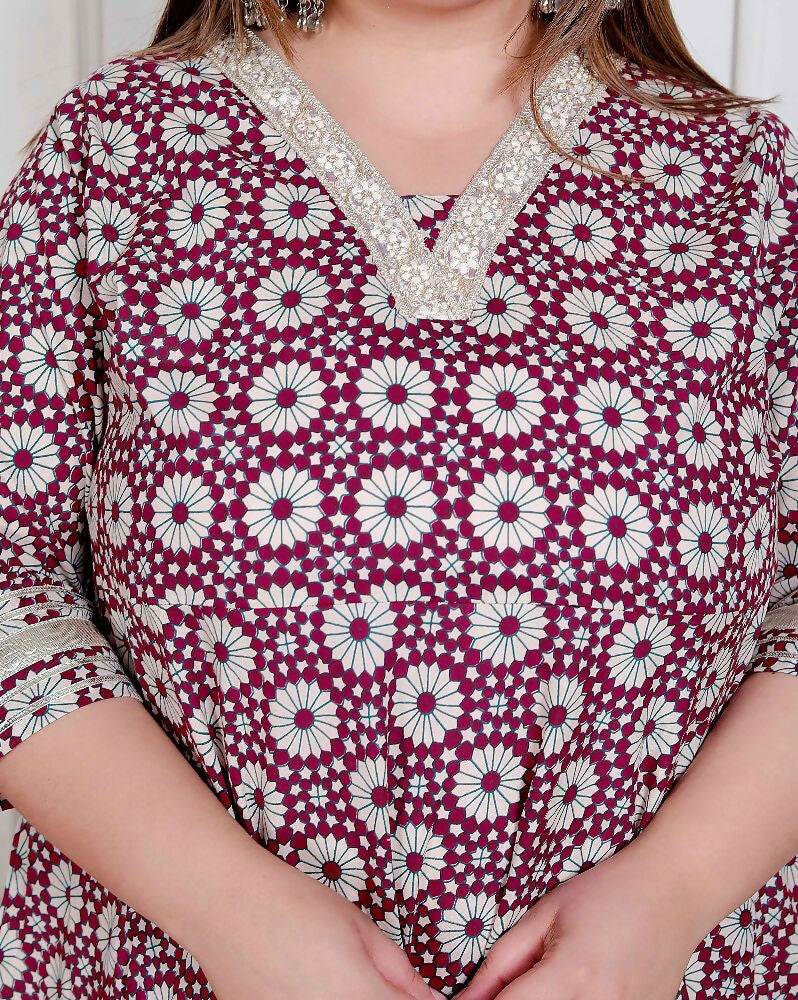 Miravan Plus Size Women'S Cream Embroidered Cotton Anarkali Kurta  | Grocsy
