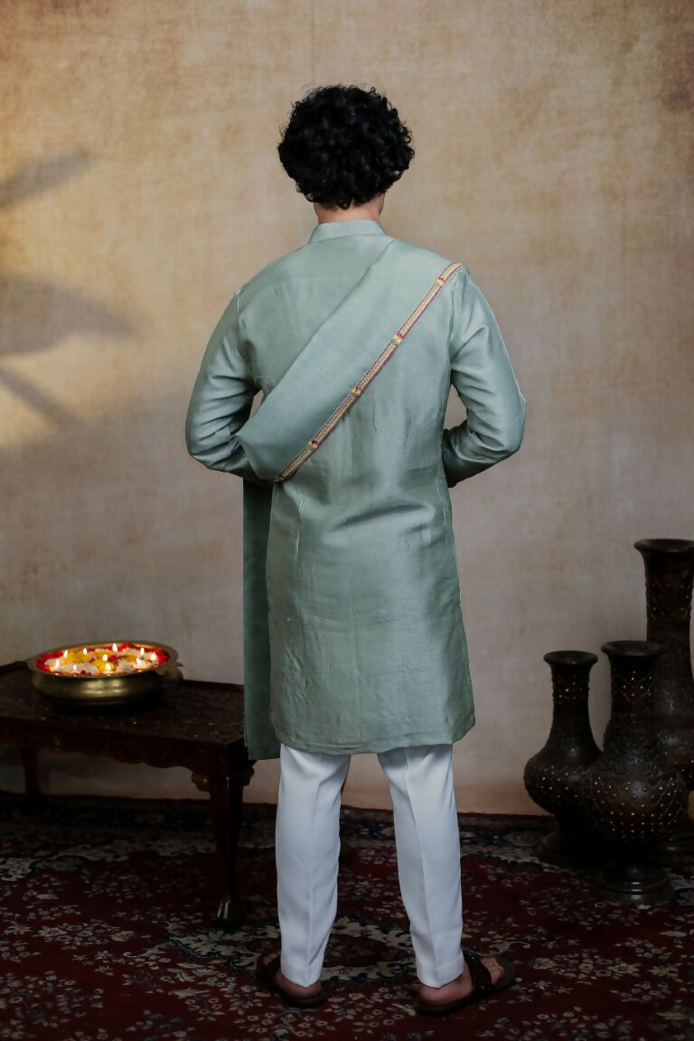 Falling Raw Silk Olive Green Kalika Kurta Set By Hilo Design | Grocsy