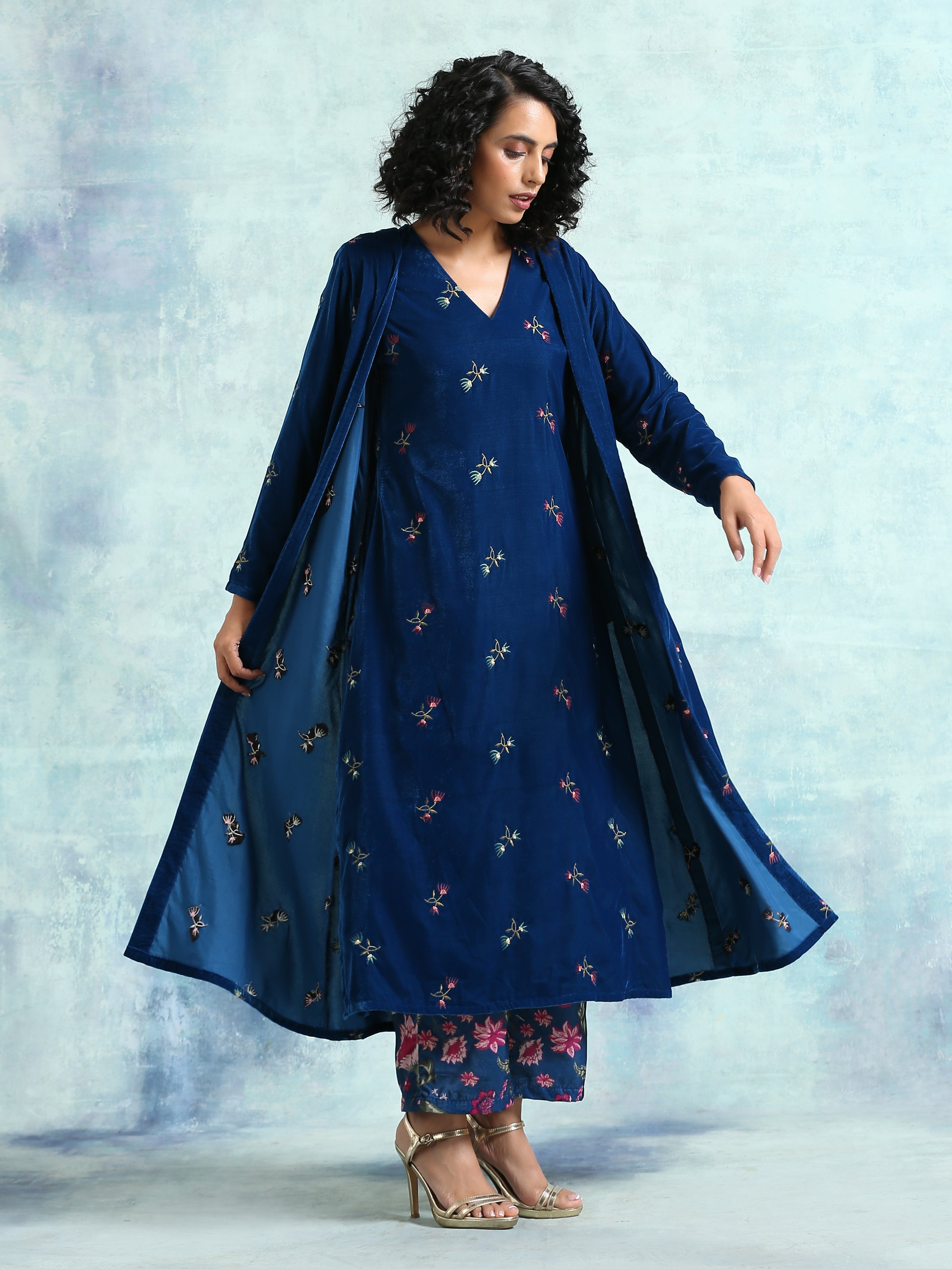 trueBrowns Blue Embroidered Velvet Overlay Jacket | Grocsy