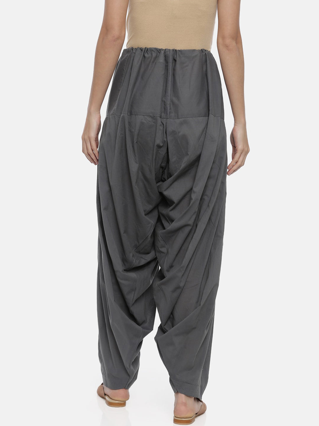 Souchii Women Grey Solid Loose-Fit Patiala | Grocsy