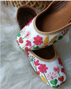 Desi Colour Women Indian Ethnic Footwear-Embellished White Forest Mojari | Grocsy
