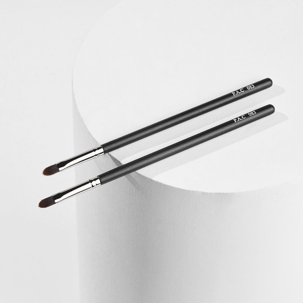 PAC Studio Lip Brush 083 - Flat Lip Contour & Filler Brush, Precise Control for Smooth, Flawless Lip Lines | Grocsy