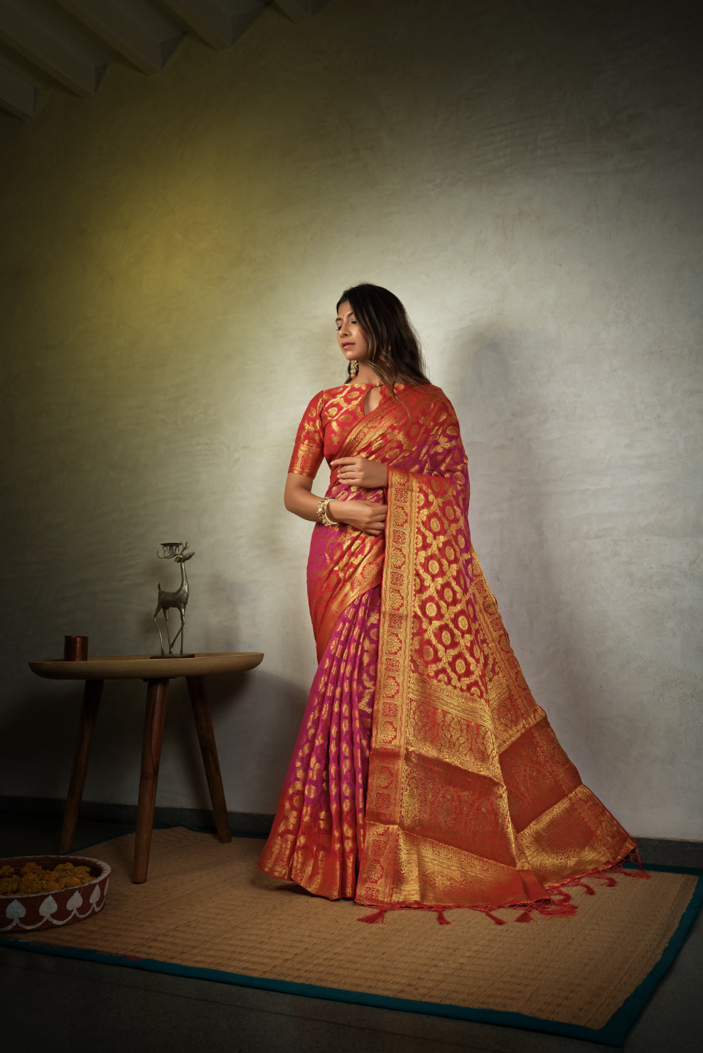 Vardha Magenta Pink Golden Zari Diamond Cross Checks Banarasi Chiffon Saree | Grocsy
