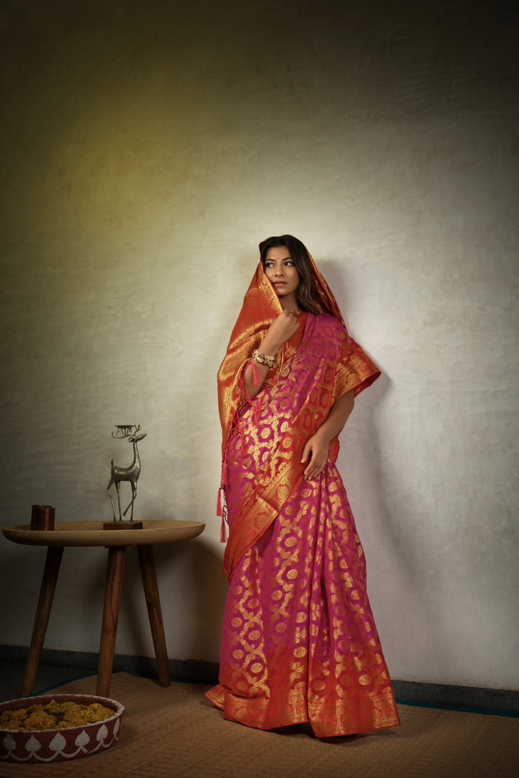 Vardha Magenta Pink Golden Zari Diamond Cross Checks Banarasi Chiffon Saree | Grocsy